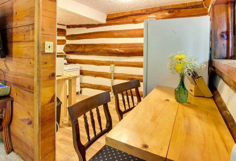 Pisgah Forest Cabin W/ Mountain + Waterfall Views!