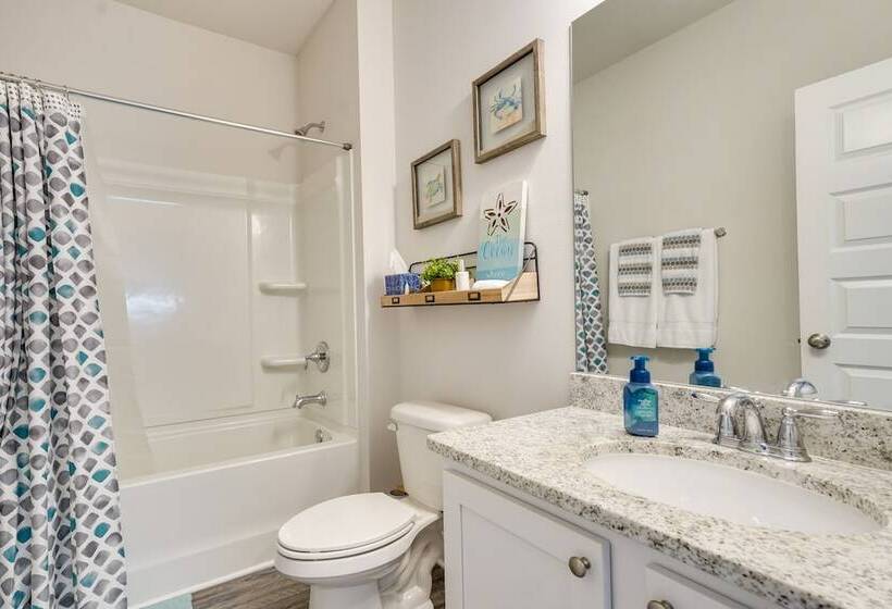 Port St Joe Home   Walk To Beach + Restaurants!