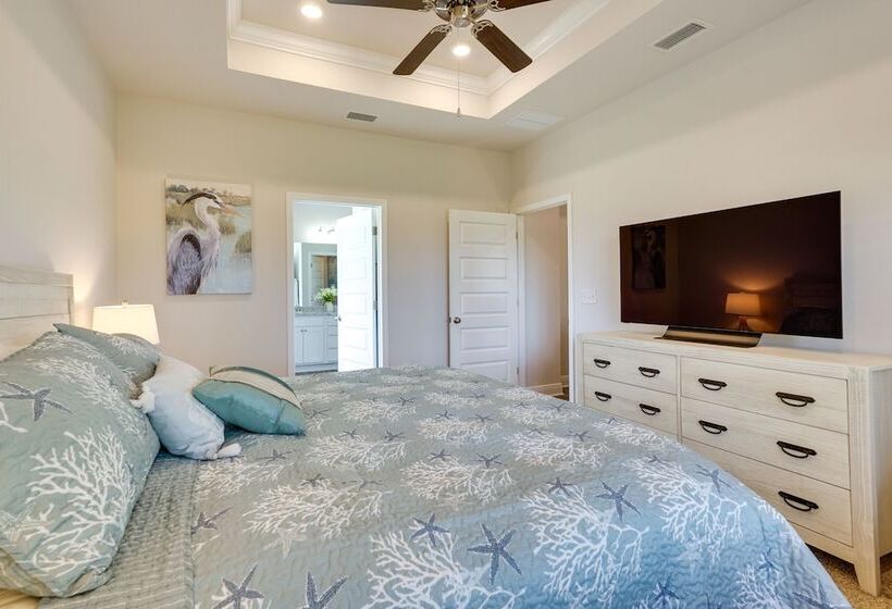 Port St Joe Home   Walk To Beach + Restaurants!