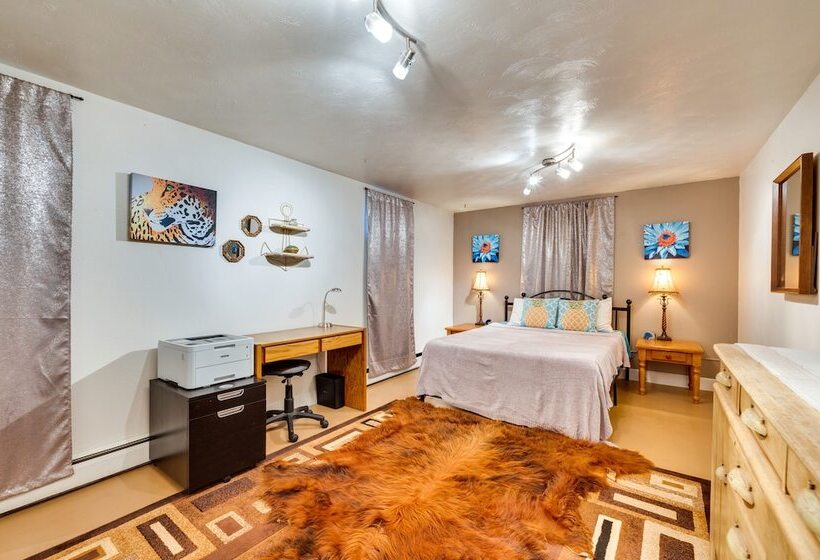 Serene Home W/ Hot Tub   6 Mi To Boulder Falls!