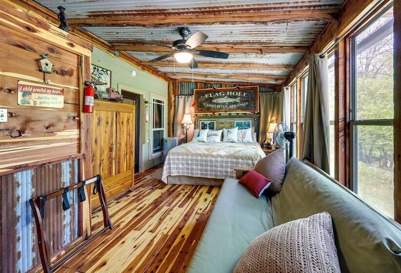 Spacious Riverfront Cabin Near Local Attractions!