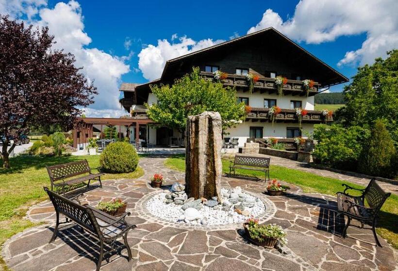 Der Trattner   Hotel Trattnerhof & Hotel Schöcklblick