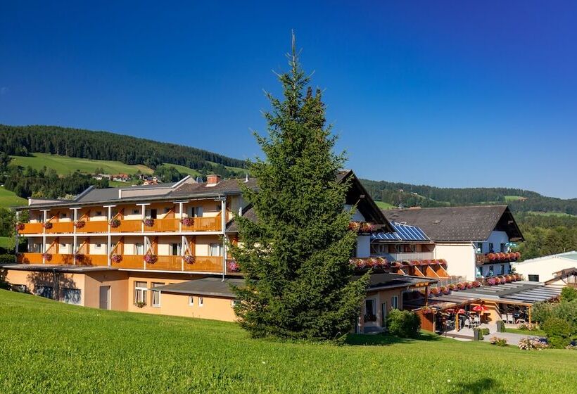 Der Trattner   Hotel Trattnerhof & Hotel Schöcklblick