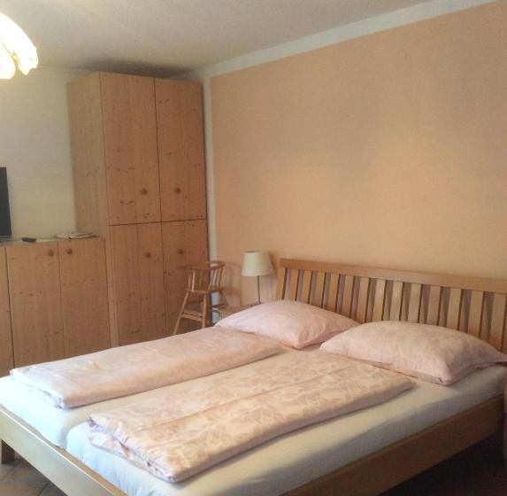 בית מלון כפרי Appartementhaus Karantanien Am Ossiacher See