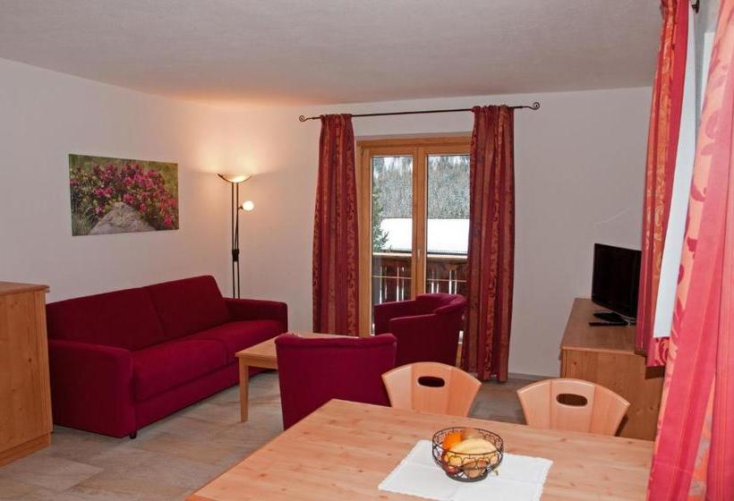 ホテル Appartements Schmalzerhof