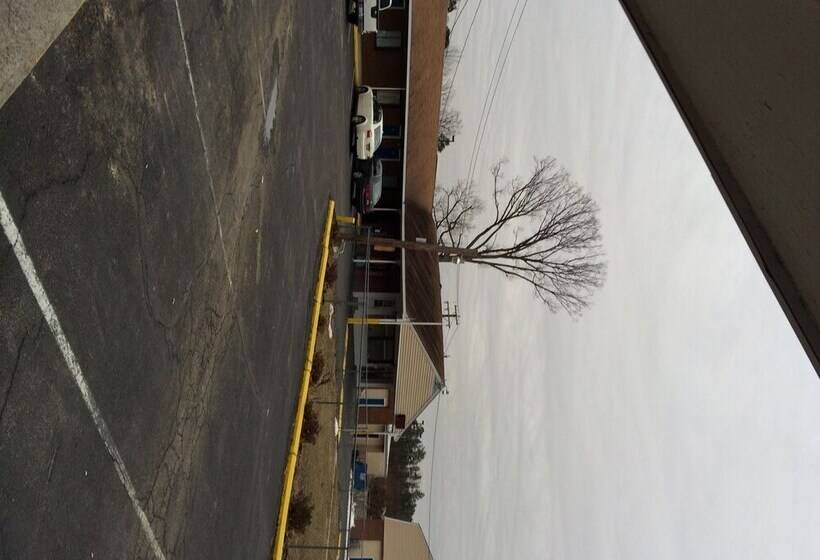 ホテル Budget Inn