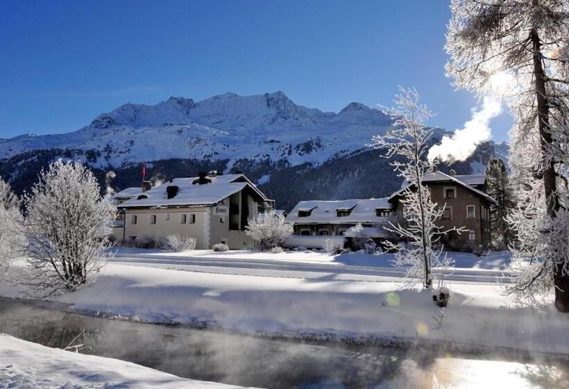 ホテル Chesa Grischa