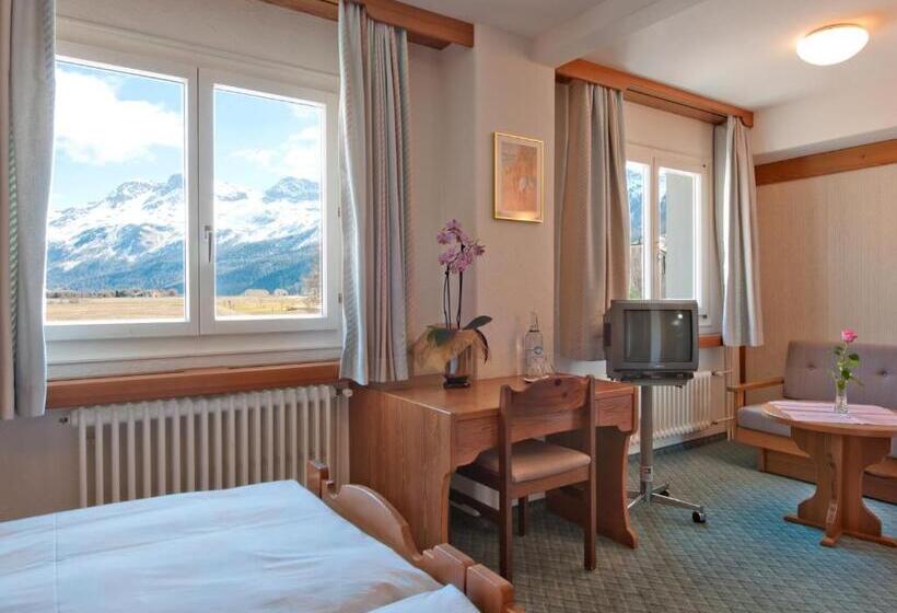 ホテル Chesa Grischa