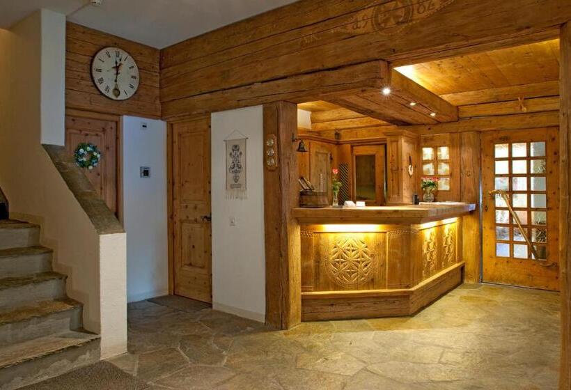 호텔 Chesa Grischa