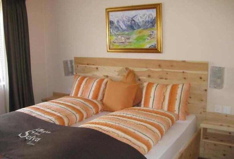 ホテル Pizzeria Selva