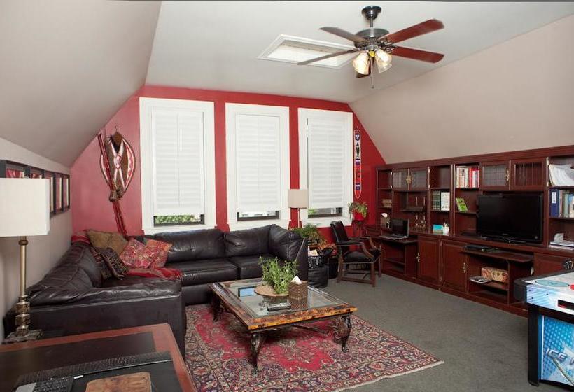 فندق Welcome Inn Manor