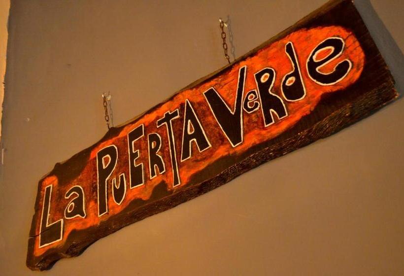 호스텔 La Puerta Verde