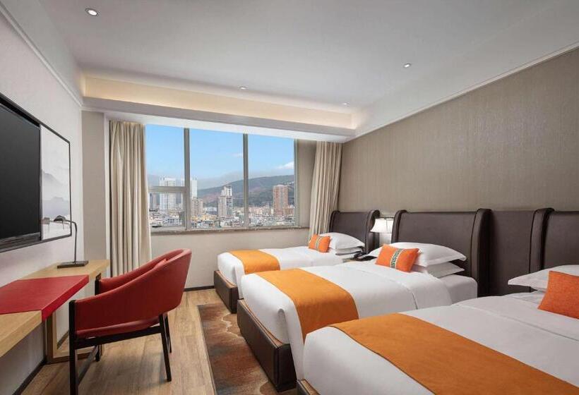 هتل Hawthorn By Wyndham Dali Erhai Park