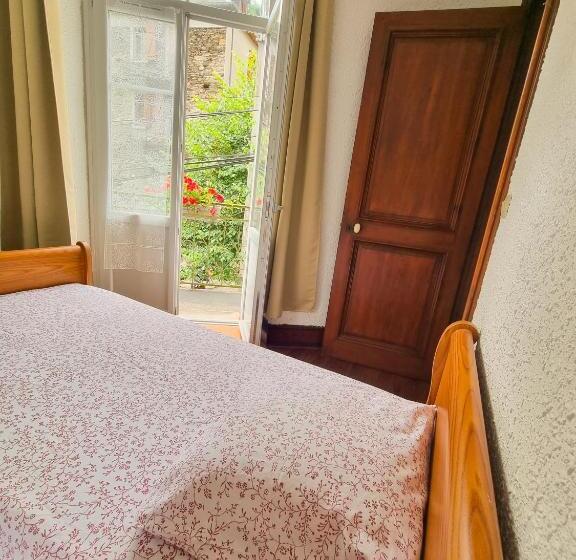 ユースホステル Auberge Du Crabère