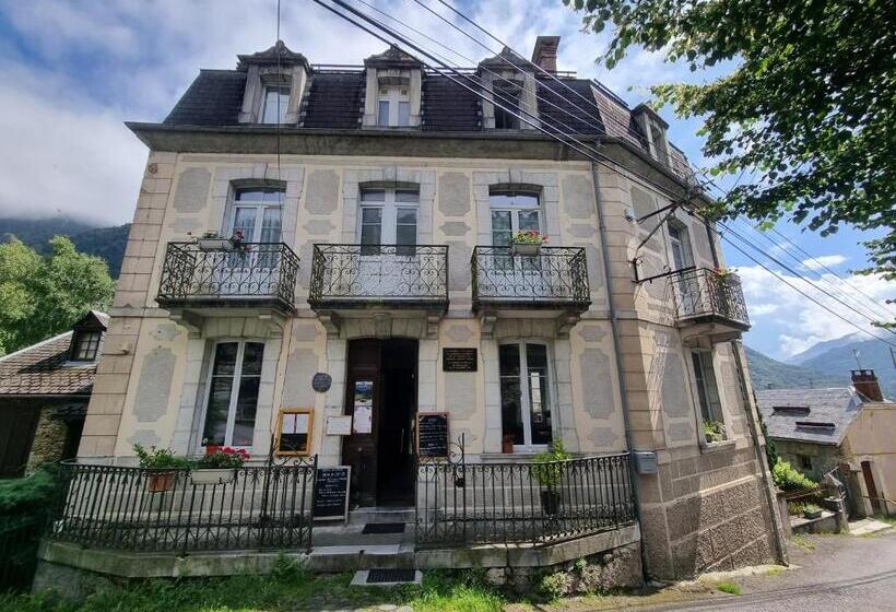 ユースホステル Auberge Du Crabère