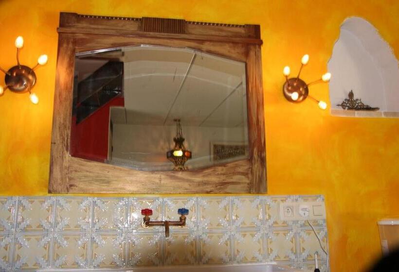 مبيت وإفطار De Tuinkamer