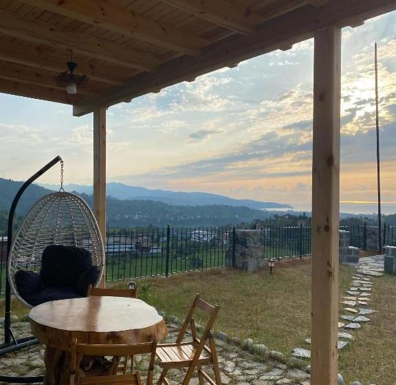 ベッドアンドブレックファースト Sarabi Suit Bungalov