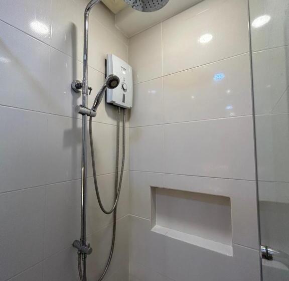 Trees Residences Staycation 1br/2br