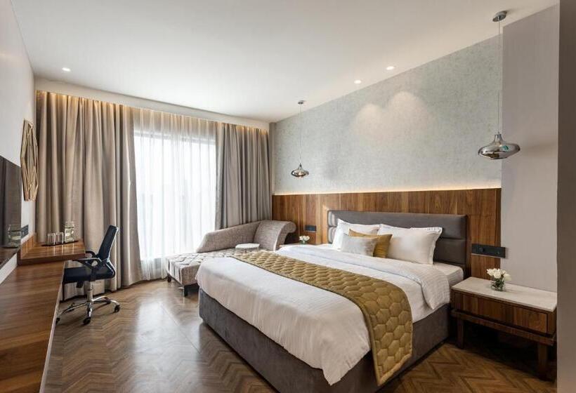 فندق Lakshya Inn