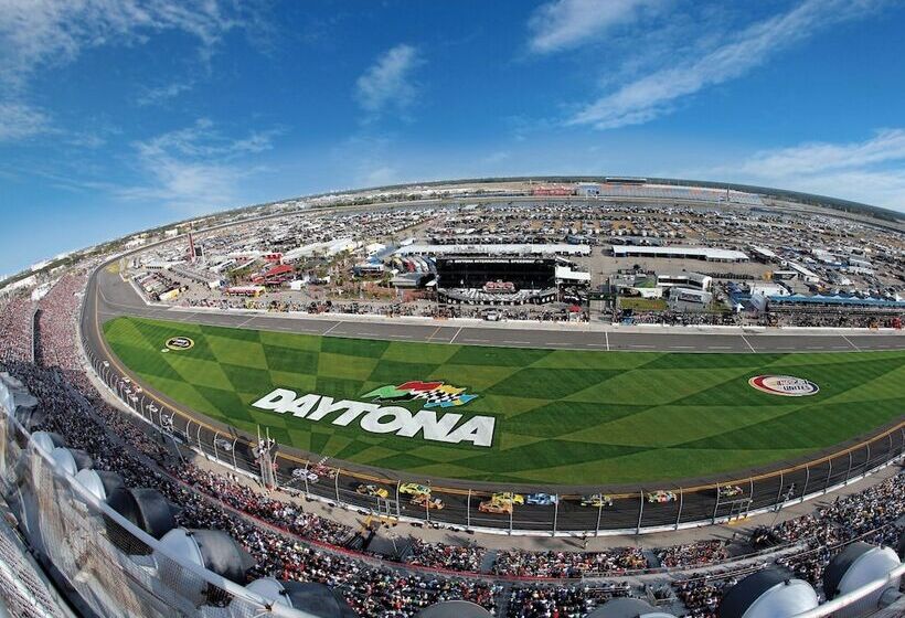 فندق Ocean Side Inn Studios