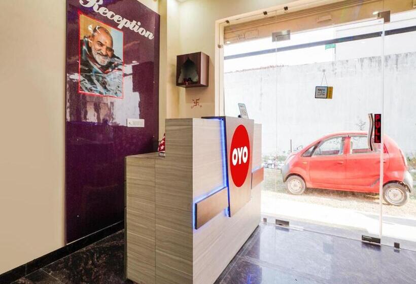 فندق Oyo 81181 Mann