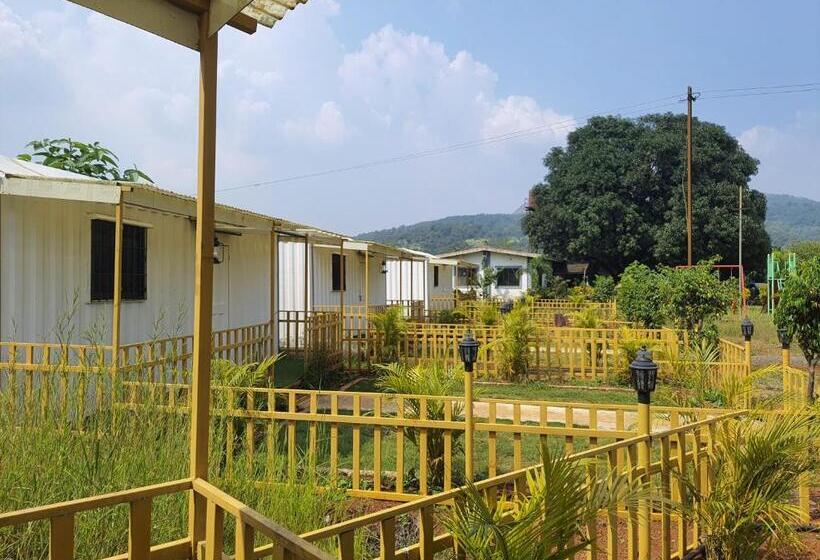 فندق Saifarm Resort Lonavala