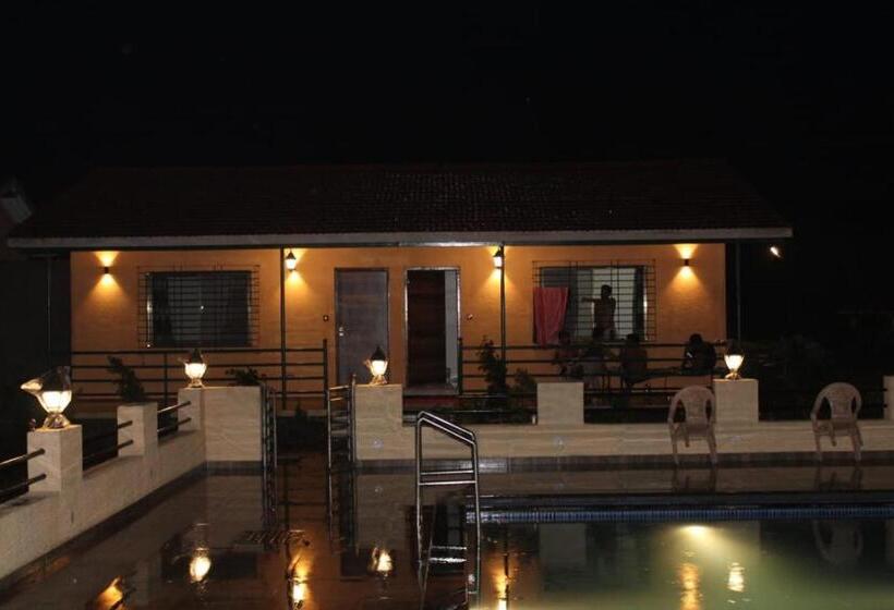 فندق Saifarm Resort Lonavala