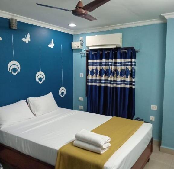 هتل Sea View Beach House