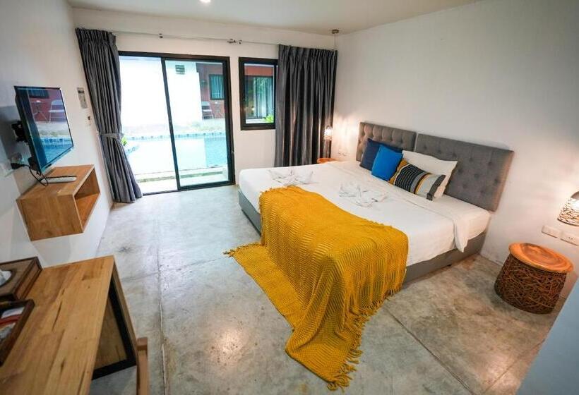 Kraam Silhouette Hotel And Cafe Phuket