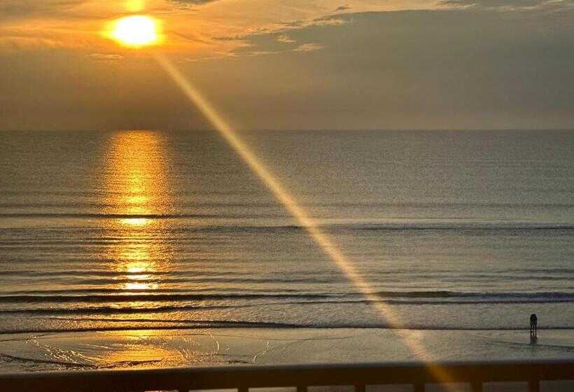 Oceanfront Oasis