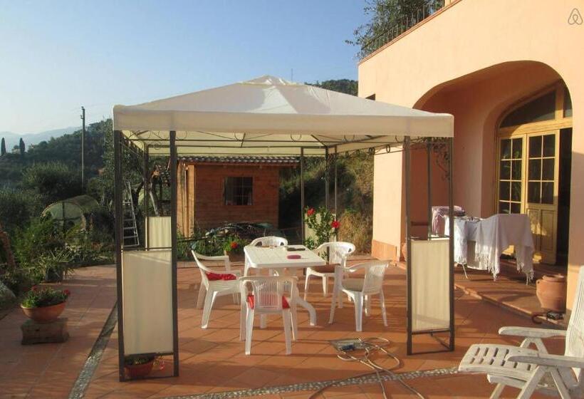 بنسيون Room In Villa   Room In The Hills With Garden And Sea View