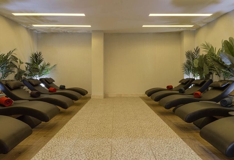 Arcanus Hotels Trendline Side