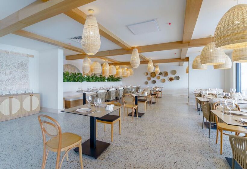 Arcanus Hotels Trendline Side