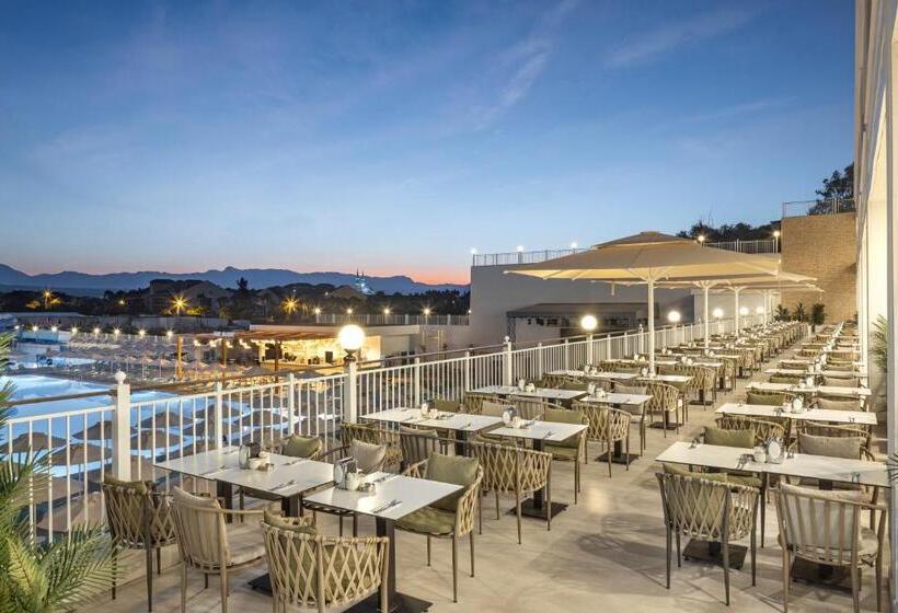 Arcanus Hotels Trendline Side