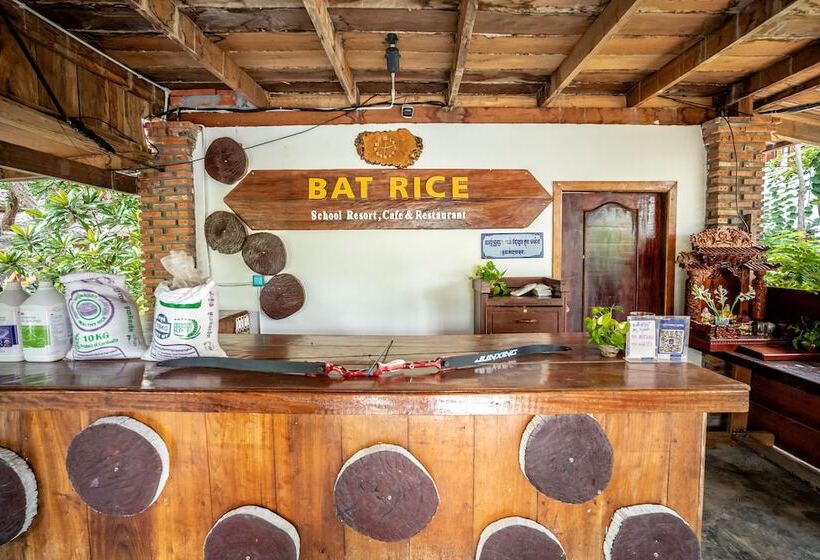 مبيت وإفطار Bat Rice Resort