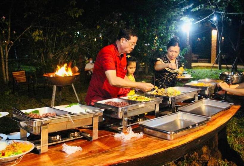 مبيت وإفطار Bat Rice Resort