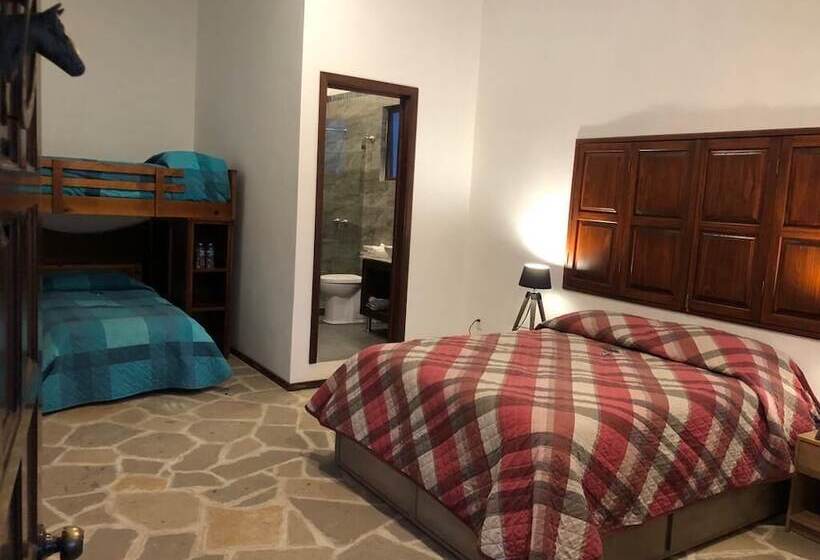 مبيت وإفطار Casona El Calvario