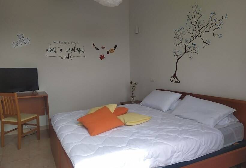 Room In B&b   Note Di Stelle Resort In Marrubiu Num01
