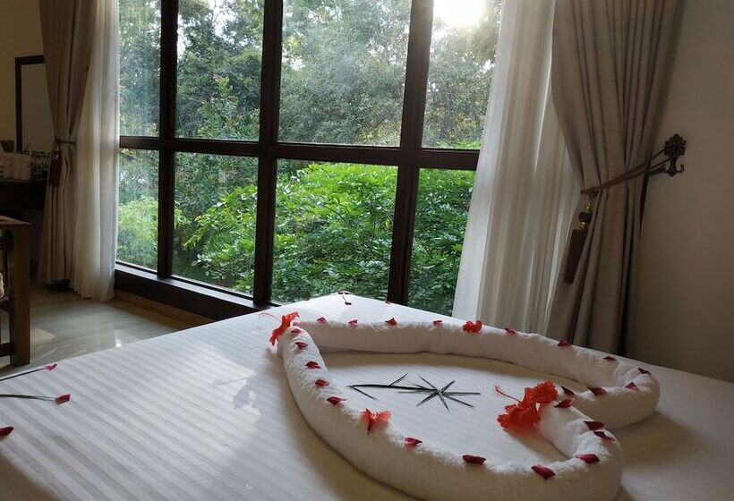 ベッドアンドブレックファースト Sigiriya Cashew Palace Resort