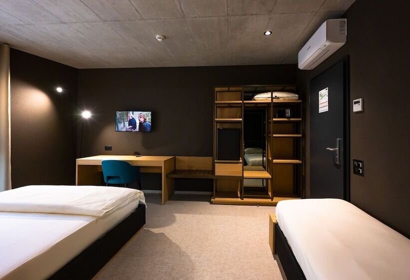 فندق فئة نجمة واحدة 6532 Smart Hotel   Self Check In