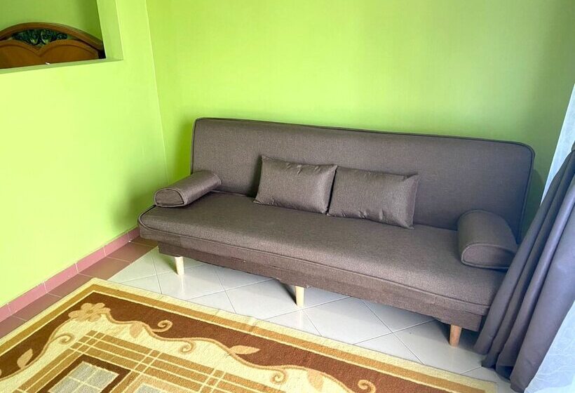 فندق Cemara Puri Resort & Spa By Oyo