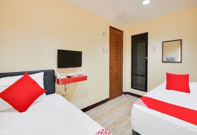 בית מלון כפרי Fb Suites By Oyo