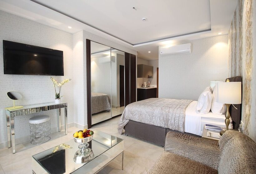 Отель Mirage Residences Studio Unit