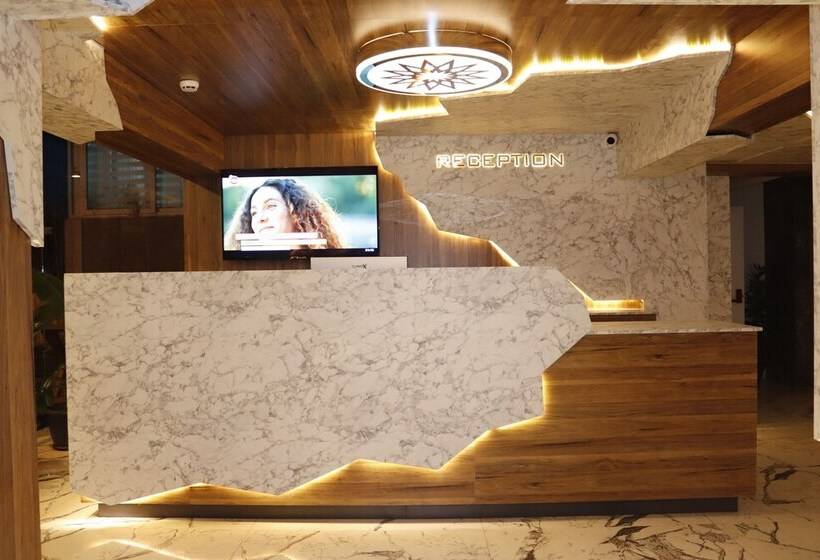 فندق The Lavington