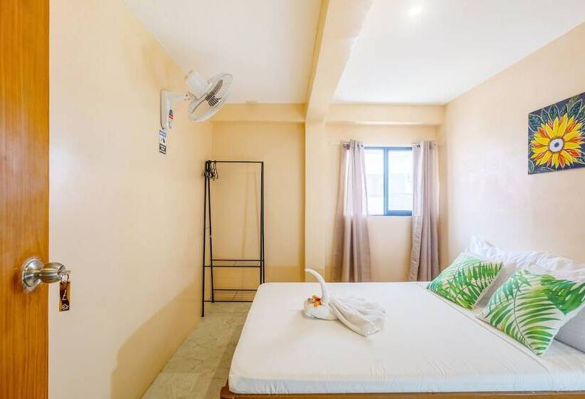 בית מלון כפרי White Shamrock Beach