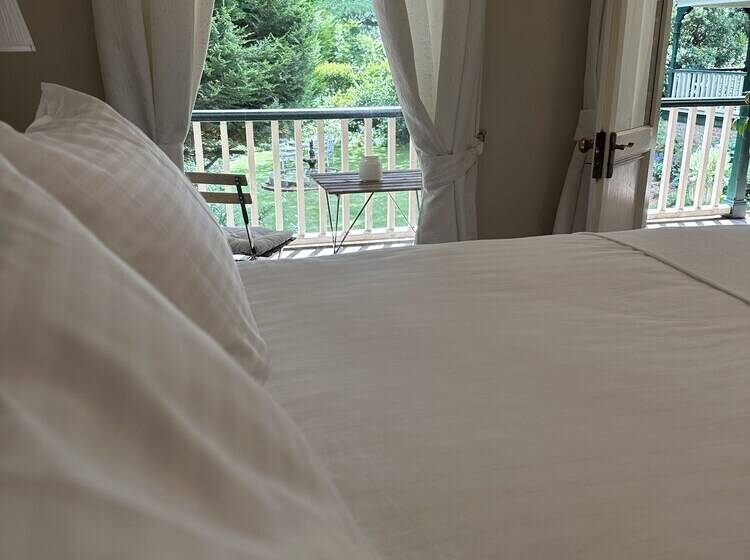 פנסיון Rowan Brae Historic Guest House