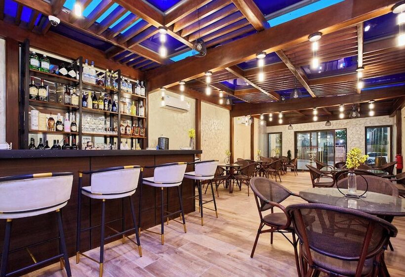 פנסיון The Mayflower Inn