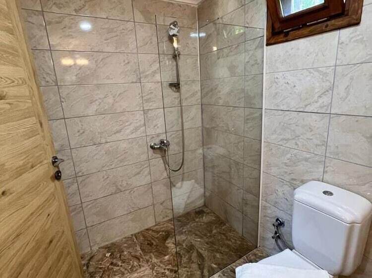 Alicra Hotel çıralı