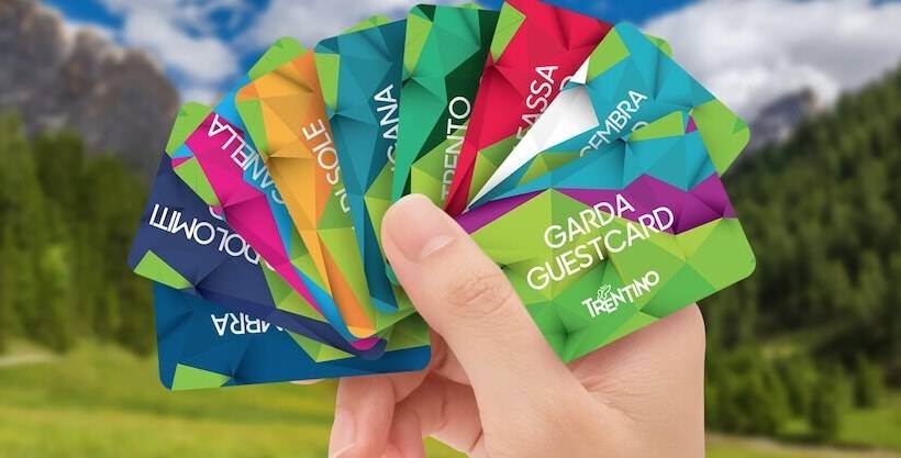 تختخواب و صبحانه Klemi