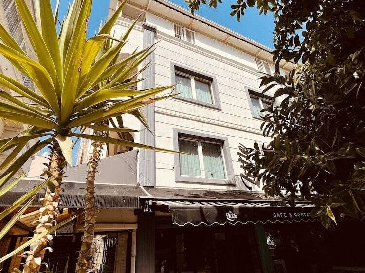 Cabbana Hotel Lara